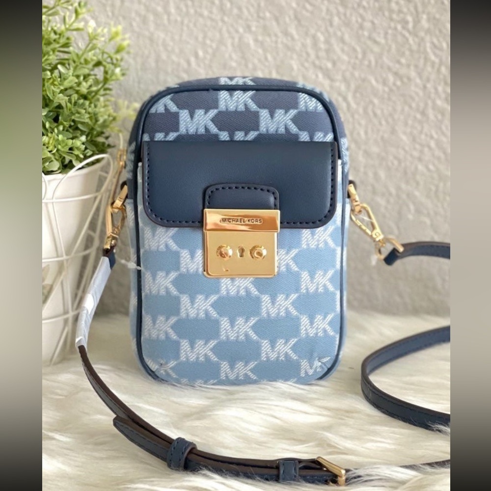 Michael Kor Sloan Editor SM TopZip Front Pocket Ph Logo Jacquard Crossbody